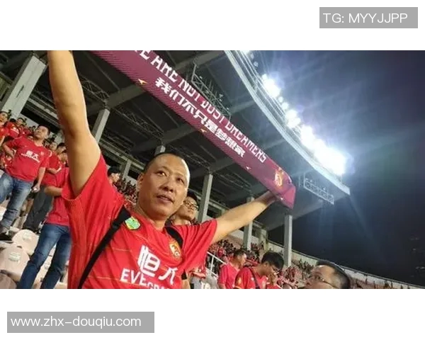 大连一方迎战北京人和期待主场球迷助力球队全取三分 大连一方迎战北京人和期待主场球迷助力球队全取三分